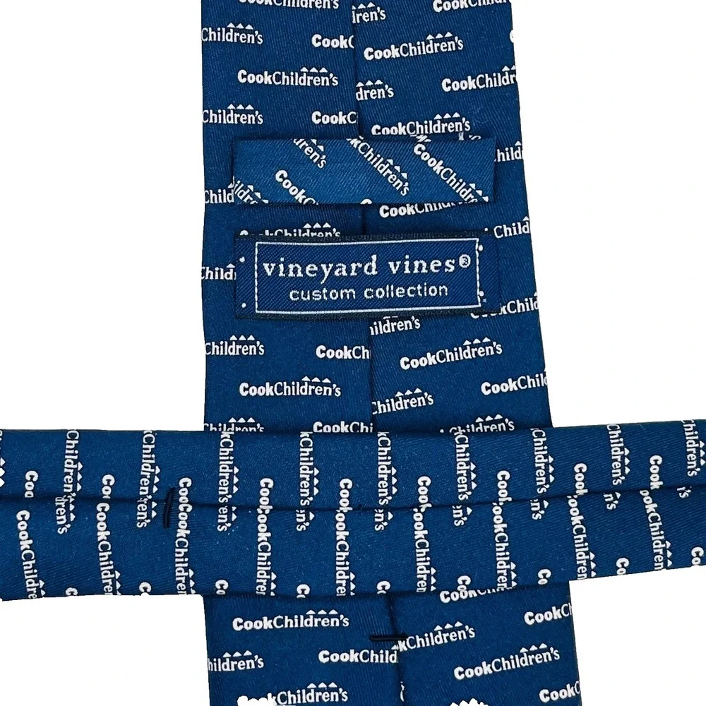Vineyard Vines Custom Collection Silk 60